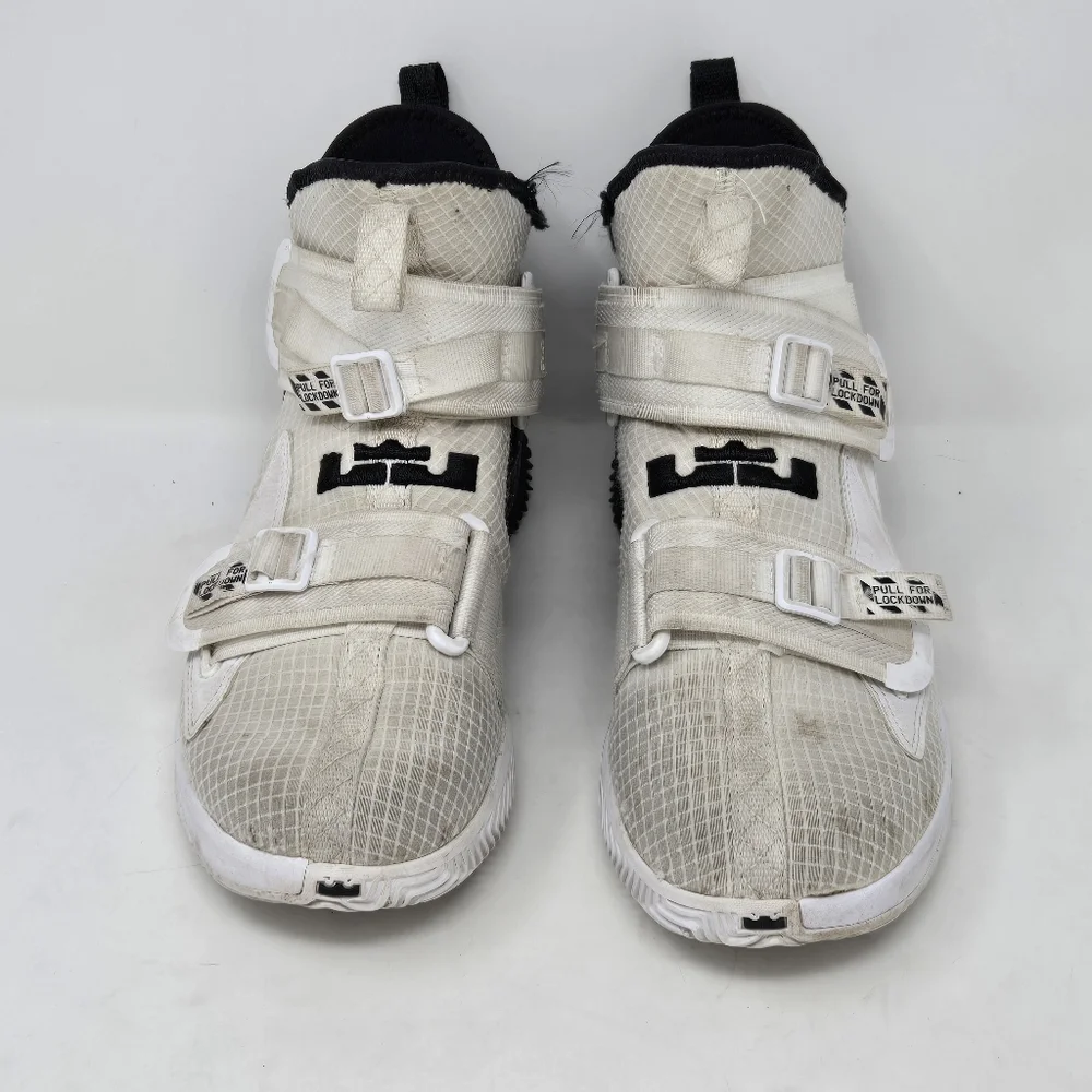 Nike LeBron Soldier 13 TB Basketball Shoes White Black Size Men 7 CN9809-113